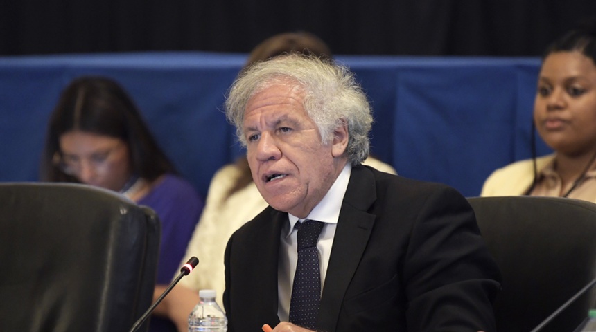 Almagro exige a la Fiscalía guatemalteca que deje de perseguir al partido de Arévalo