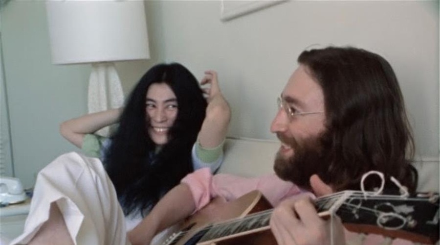 Publican un vídeo inédito del "Give Peace A Chance" de John Lennon y Yoko Ono