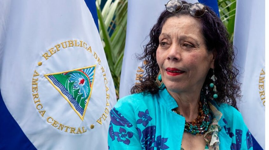 Rosario Murillo celebra ascenso de 10 mujeres en el Ministerio de Gobernación