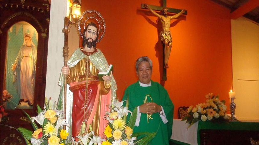 Sacerdote es atacado con ácido sulfúrico en Catedral de Managua