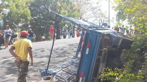 vuelco camion carretera san francisco norte chinandega