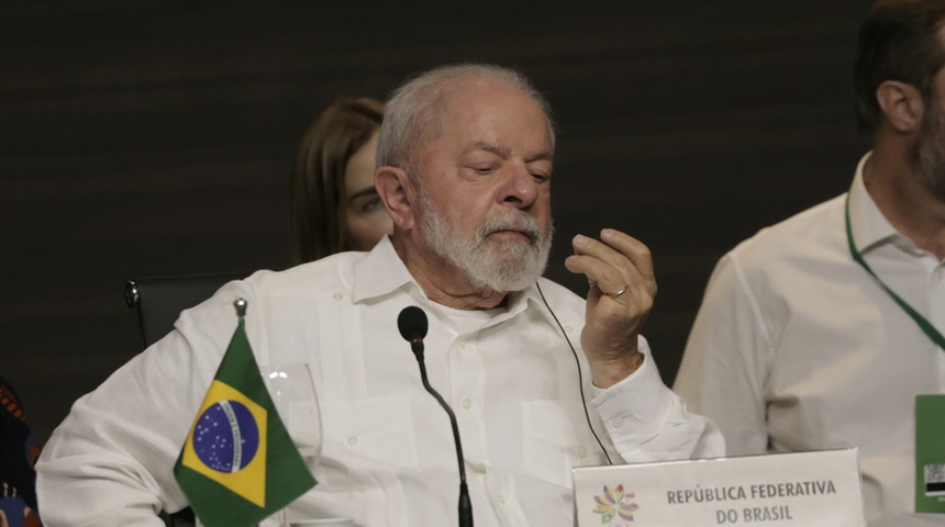 Lula llama a retomar de forma "urgente" la cooperación en la Amazonía