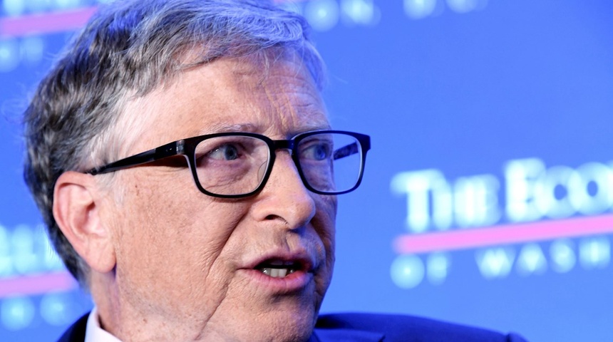 Gates dejó la junta de Microsoft tras la investigación por una relación con una empleada