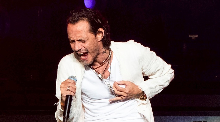 Marc Anthony se disculpa por no ofrecer concierto por fallo técnica