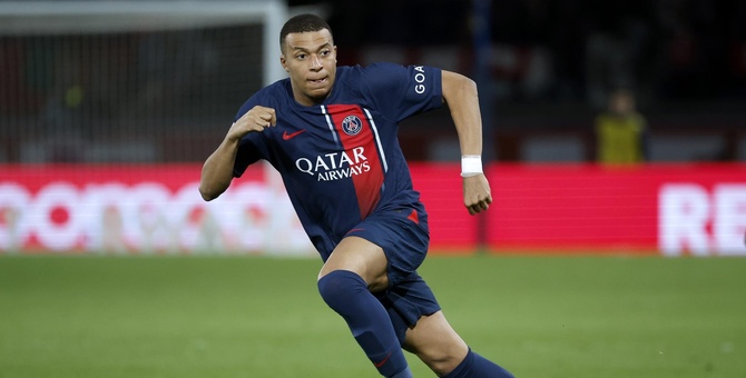 futbolista kylian mbappe