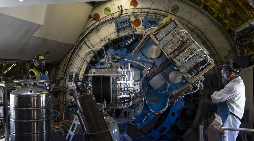 SOFIA, el avión-telescopio de la Nasa, captura imágenes únicas de dos galaxias