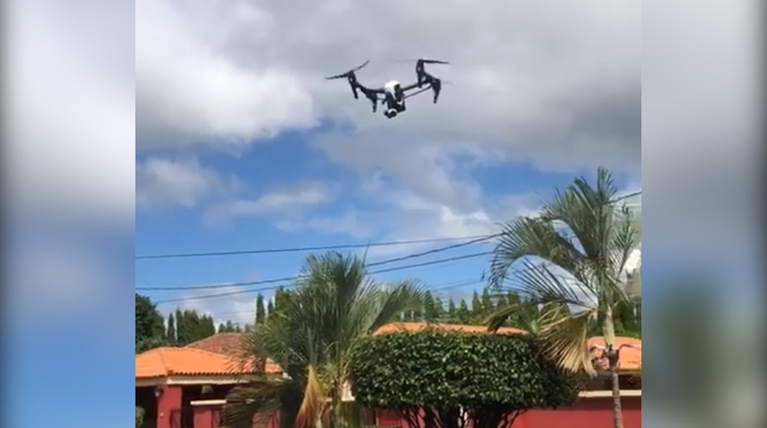 Paramilitares sandinistas envían dron a vivienda de Miguel Mora