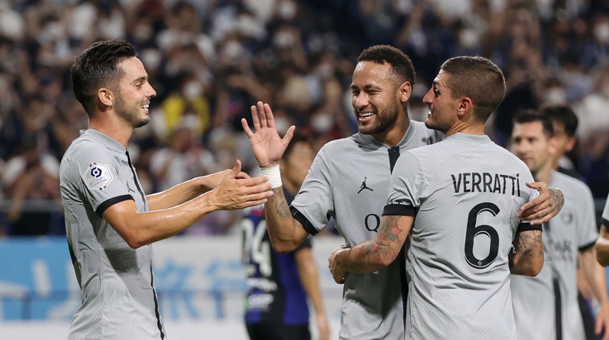 Neymar, Messi, Sarabia y Mbappé golean en el cierre de la gira nipona del PSG