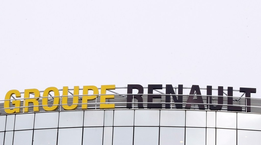 Renault anuncia la suspensión de sus actividades en Rusia