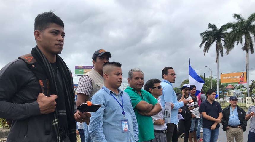 Periodistas exigen a Ortega que los dejen ejercer su labor