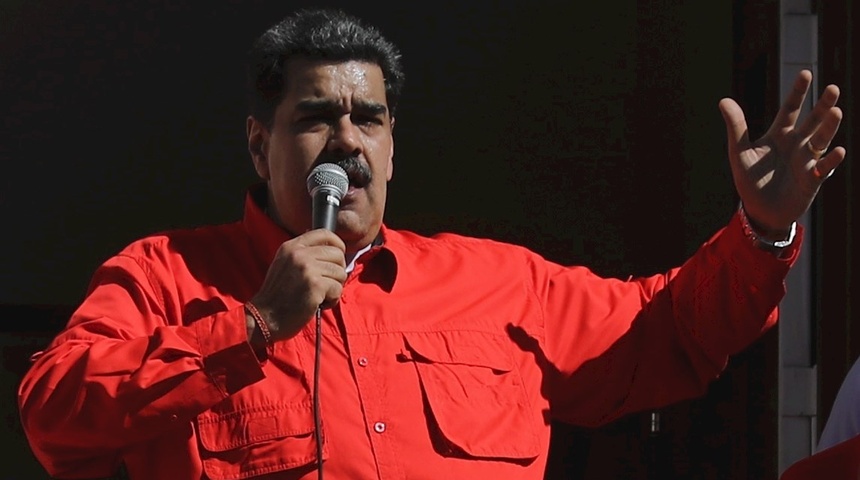 Maduro reitera su disposición a ir "con buena fe" al diálogo con la oposición