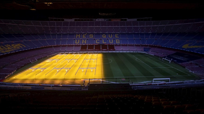 El césped del Camp Nou se sustituirá después de la asamblea de compromisarios