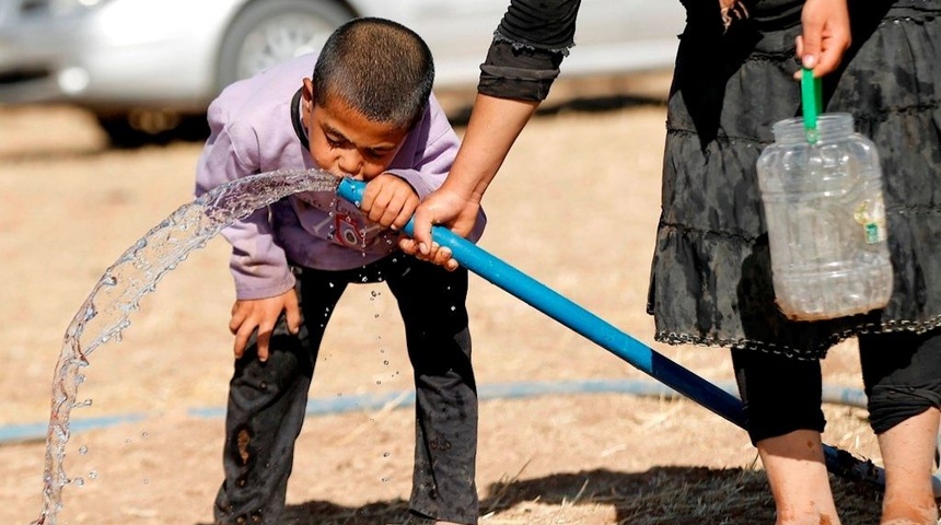 Norte de Siria sufre una grave escasez de agua y una ola de covid