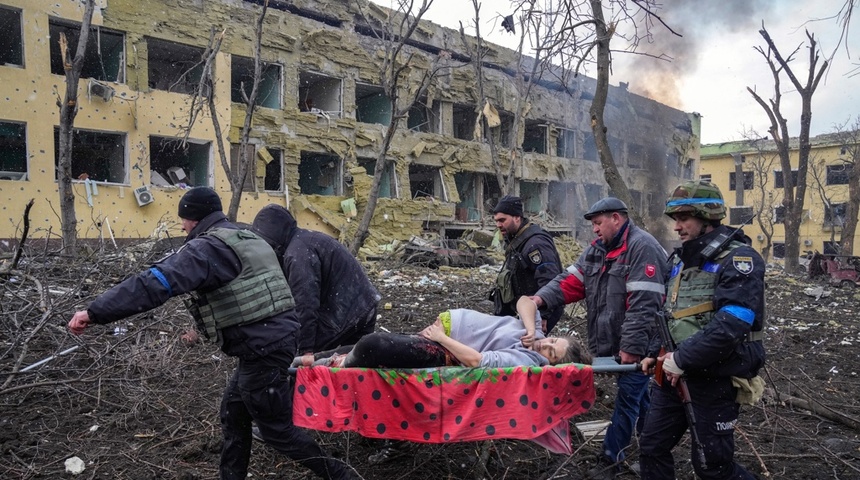 Fotógrafo ucraniano Maloletka:"Es duro recibir un premio por foto de muertos"