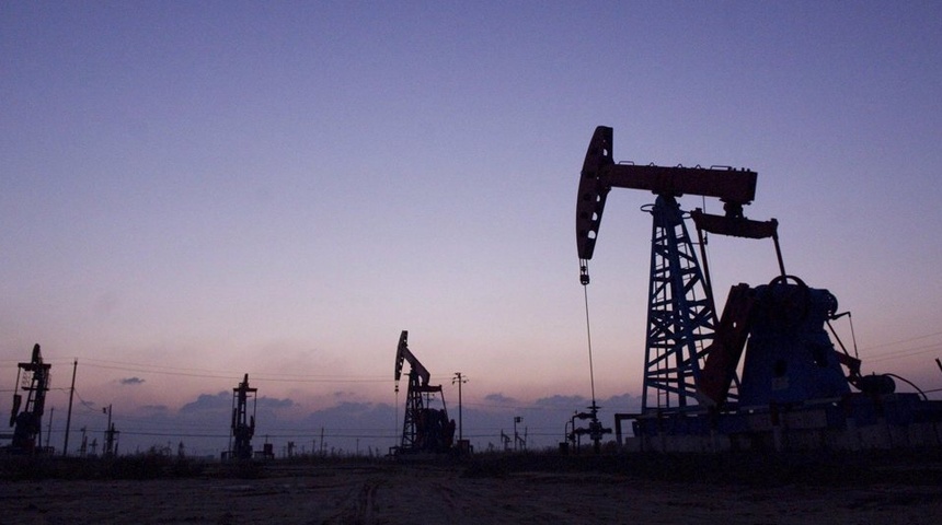 El petróleo de Texas sube un 0.6 % y cierra en 85.05 dólares el barril