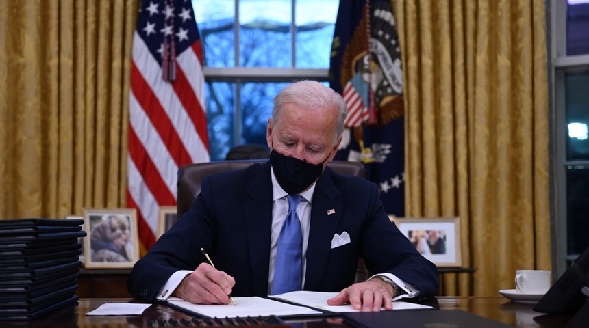 Biden firma ley Renacer sobre Nicaragua para presionar al gobierno de Daniel Ortega