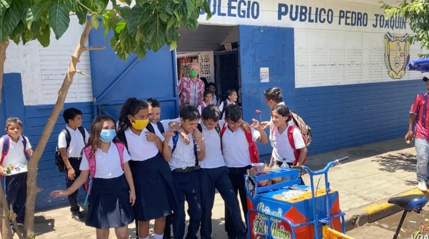 Inicio del año escolar sin medidas ante la covid-19 en Nicaragua, único país en región con clases presenciales