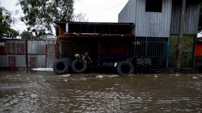 Se elevan a tres los muertos por aludes de tierra en el norte de Nicaragua