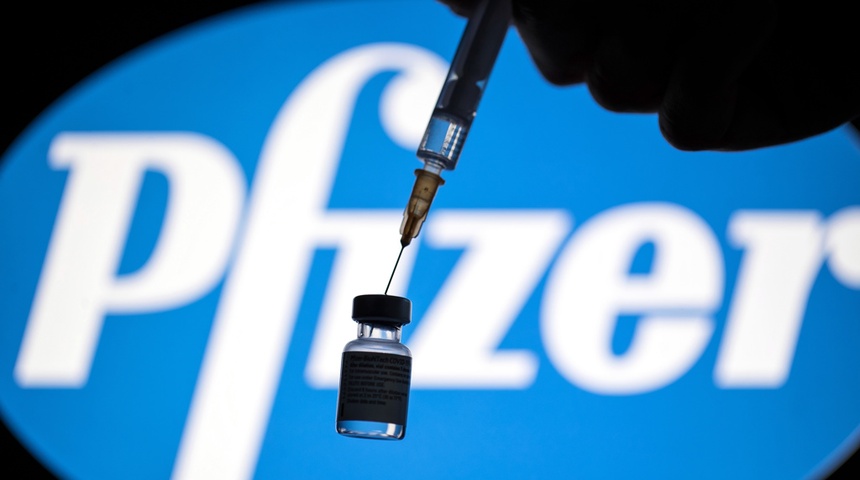 Pfizer dice que 3 dosis de vacuna en menores de 5 años ofrecen alta eficacia