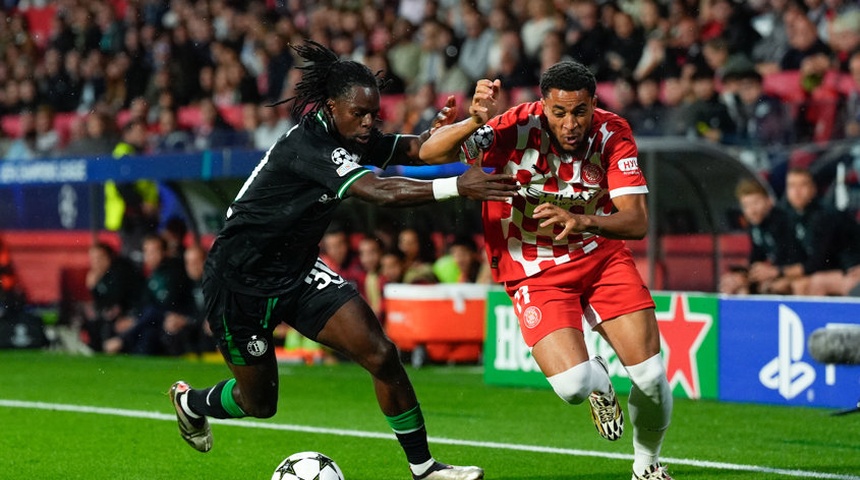 2-3. El Girona cae ante el Feyenoord en un partido sin suerte