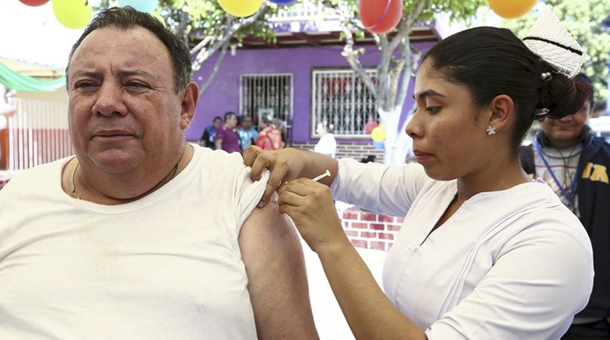 Entrega de medallas a personal de salud será una “celebración sectaria político partidaria” califican médicos