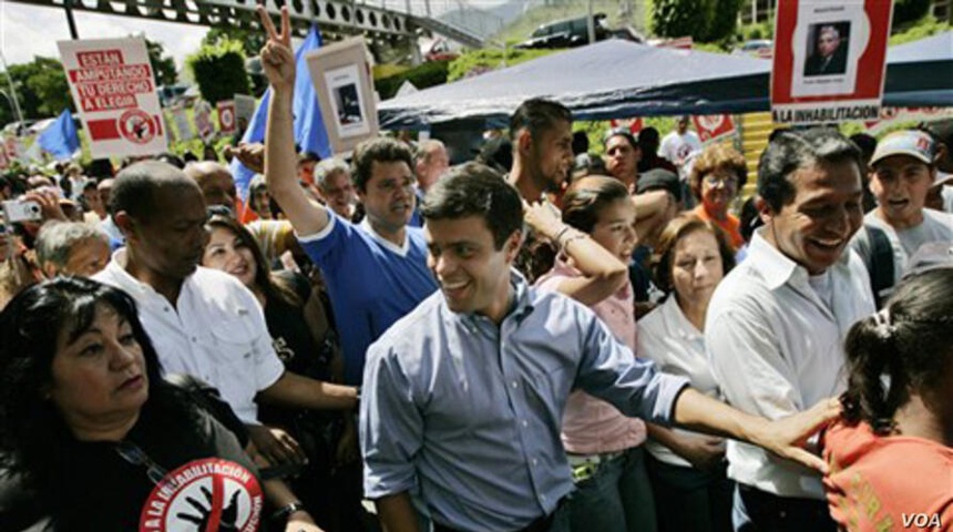 Leopoldo López camino a España "continuaremos cumpliendo"