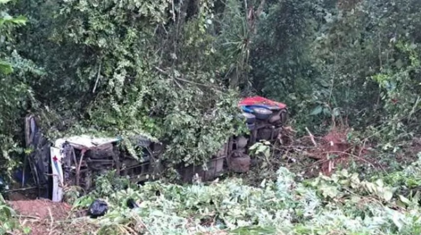 Accidente de autobús deja 20 migrantes heridos en Los Chiles Costa Rica, cerca de frontera con Nicaragua