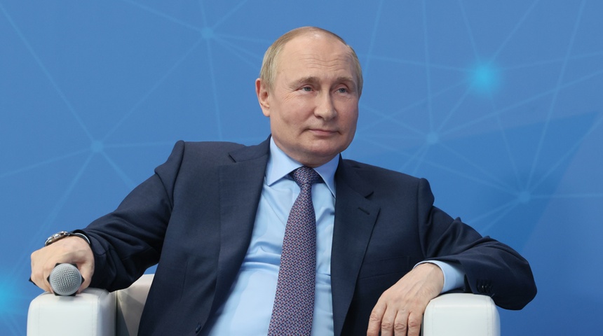 Putin admite con la boca pequeña que la campaña bélica afecta a la economía mundial