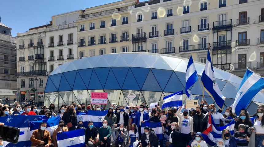 Nicaragüenses en España, Francia, Holanda, Suiza, Suecia conmemoran los 3 años de la rebelión de abril