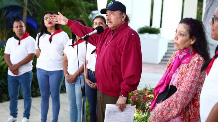 Daniel Ortega: "vivimos momento fantástico, mágico, divino", porque "imperialismo" se "hunde"