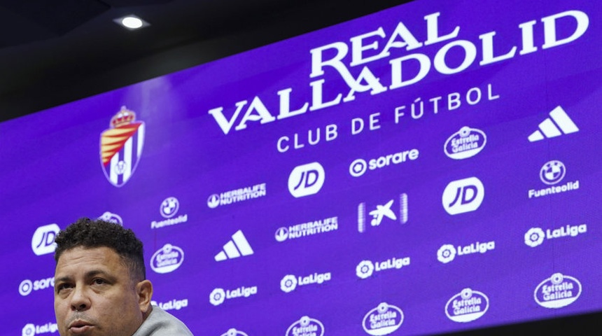 Ronaldo rechaza una oferta de 28,7 millones para vender el Valladolid a una constructora