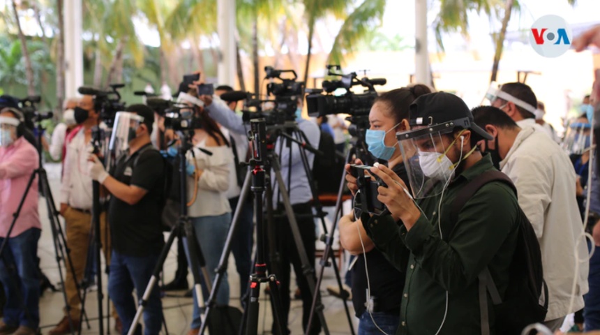 Periodistas abandonan Nicaragua: "pueden irrumpir en tu oficina y secuestrarte"