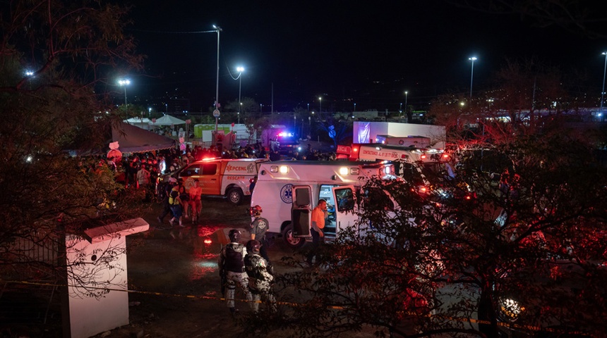 Suben a 9 muertos y 50 heridos tras caída de templete en acto de opositor Máynez en México