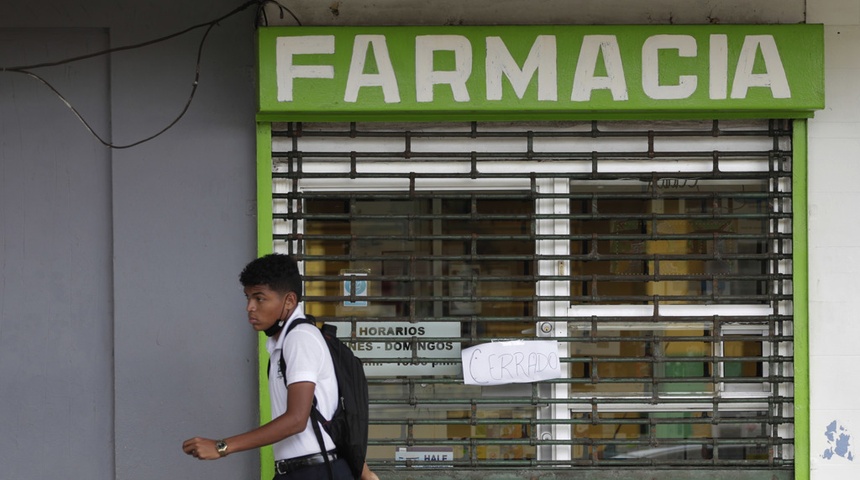 La importación de medicinas renueva la esperanza a las pequeñas farmacias de Panamá