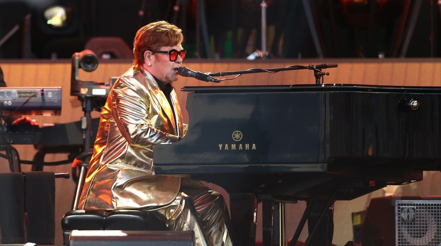 Elton John se despide de los escenarios tras "52 años de pura alegría tocando música"