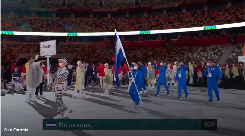 Delegación de ocho deportistas de Nicaragua desfila en inauguración de juegos olímpicos en Tokio