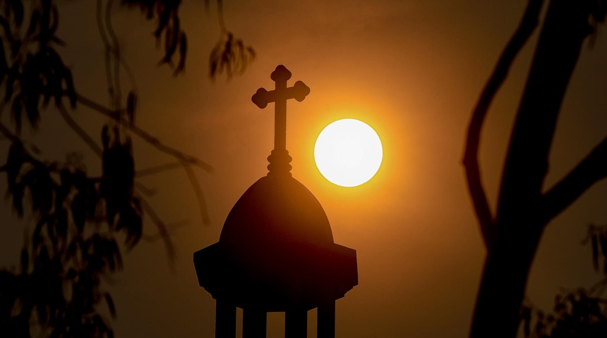 Cardenal de Honduras dice que la humanidad está agobiada por el calentamiento global