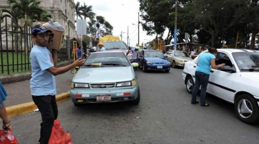 Multados y sin permiso de operar quedarán taxistas jinotepinos que salgan de la ciudad