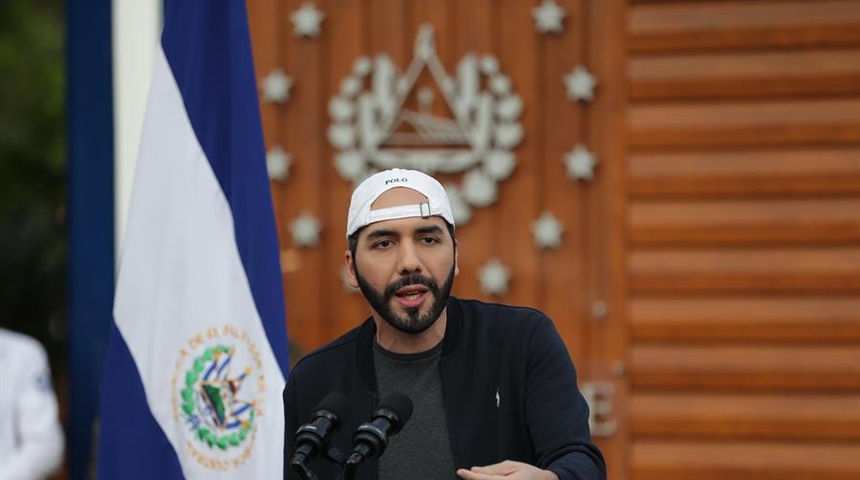 Nayib Bukele rechaza reunión con enviado especial de Biden para abordar migración de Centroamérica