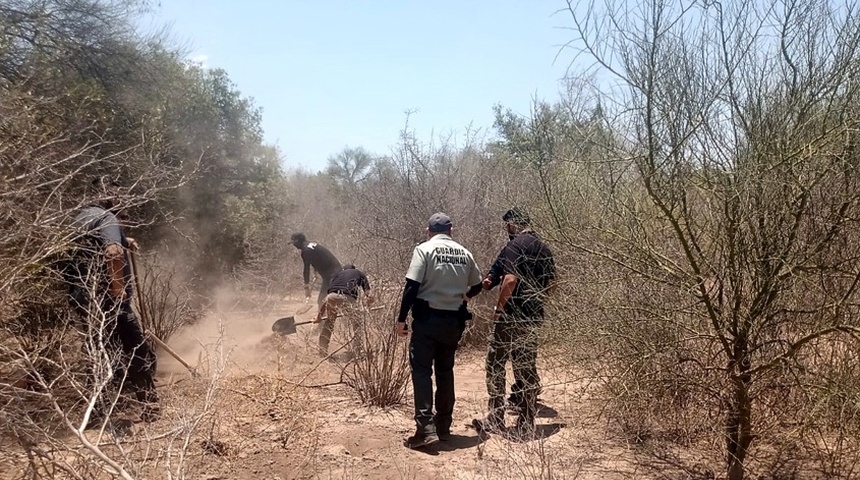 Encuentran 17 cuerpos en un cementerio clandestino en la frontera norte de México