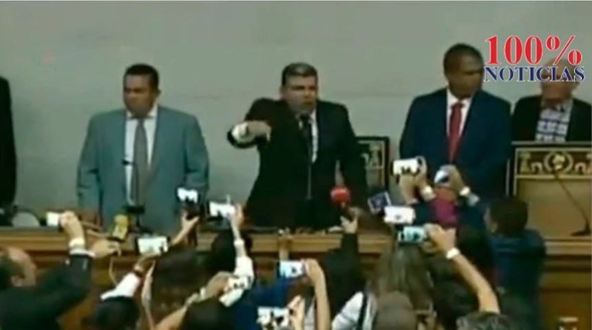 Régimen de Nicolás Maduro instala a Luis Parra como presidente de Asamblea Nacional