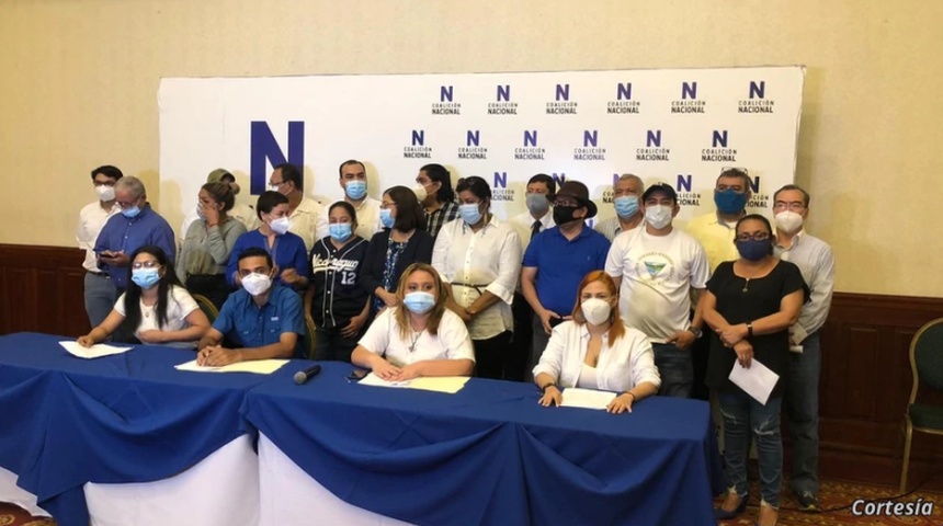 Analistas: fracturas en oposición benefician a Ortega en Nicaragua