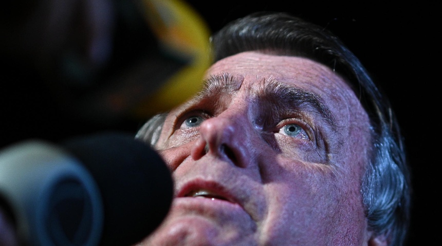 Bolsonaro dice que todavía no hay nadie con "sello" para sustituirlo