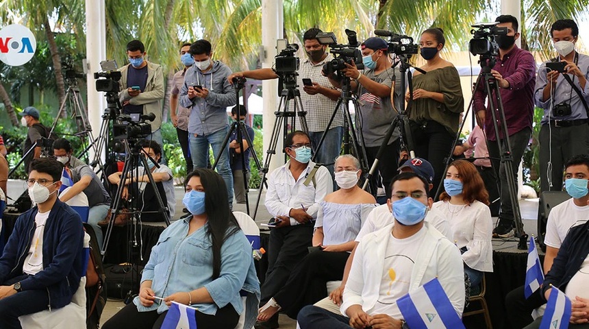 ¿Están interesados los jóvenes por estudiar periodismo en Nicaragua?