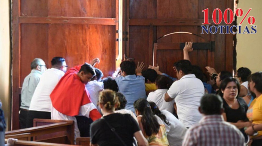 Turbas orteguistas intentan ingresar a parroquia San Juan Bautista, Masaya