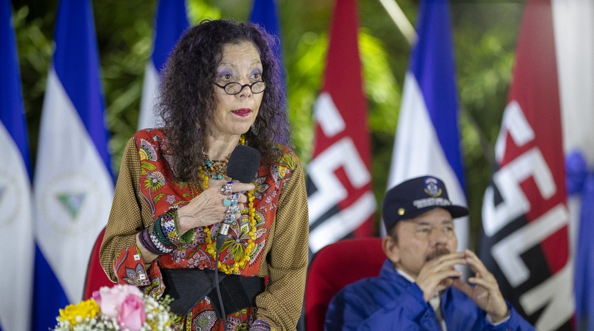 Rosario Murillo: "Policía defiende el amor" tras agresión a Carlos Fernando Chamorro