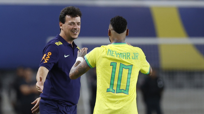 Neymar: "Diniz es uno de los mejores entrenadores del fútbol mundial"