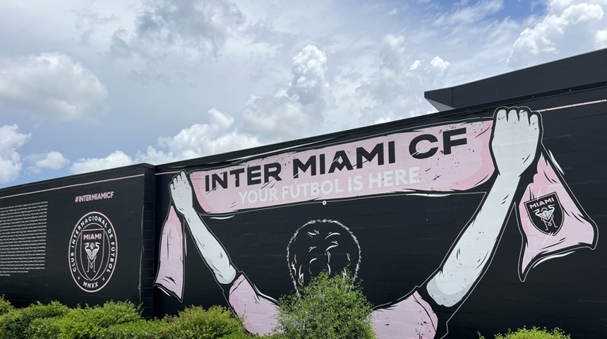 El Inter Miami planea "entre 3 y 5 fichajes más" y ampliar estadio para recibir a Messi