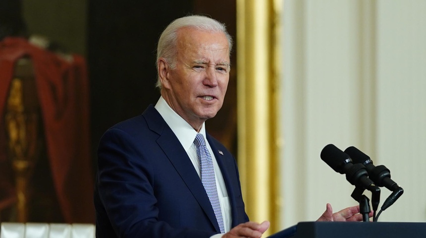 Biden visita por primera vez la frontera en medio de críticas a su gestión