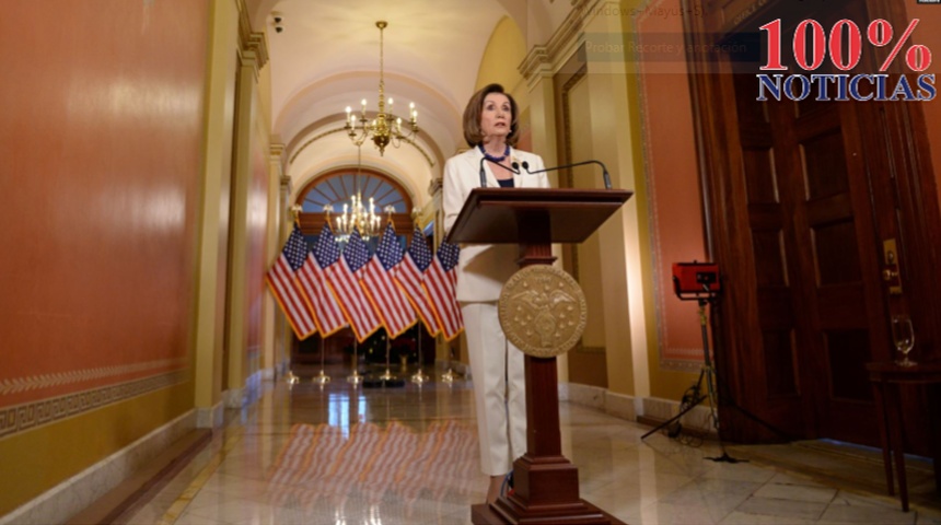 Pelosi pide a demócratas de la Cámara proceder con juicio político a Trump